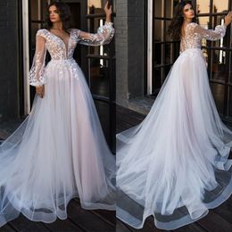 Long Sleeve Boho Wedding Gowns Deep V Neck Plus Size Garden Bridal Gowns Sweep Train Lace Bohemian Country Wedding Dresses