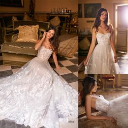 Sexy Bohemian Galikarten A Line Wedding Dresses Strapless Sleeveless Tulle Lace Applique Wedding Gowns Floor Length robe de mariée