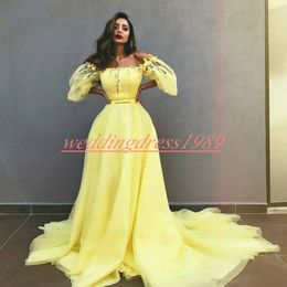 Stunning Yellow Bateau Neck Evening Dresses Formal Ball Gowns Long Puffy Sleeve Party Special Occasion Plus Size A-Line Prom Robe de soirée