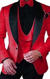 Fashion Red Embossing Groom Tuxedos Shawl Lapel Bridegroom Blazer Men Formal Suits Prom Party Suits (Jacket+Pants+Tie+Vest) 66