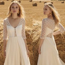 2020 Modest Rembo Styling Elegant Bohemian V Neck Half Sleeve Wedding Dresses Lace Tulle Wedding Gown Sweep Train robe de mariée