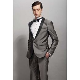 High Quality One Button Grey Groom Tuxedos Shawl Lapel Men Suits 2 pieces Wedding/Prom/Dinner Blazer (Jacket+Pants+Tie) W691