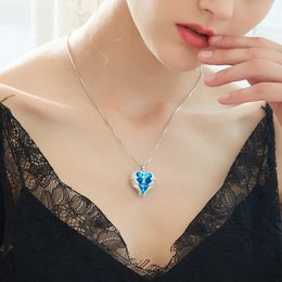 Kanatlar Kolye Kristalleri Swarovski Kristalleri Kadınlar için Moda Takı Melek Anneler Günü Anne Kalp