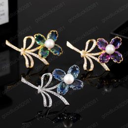 New Colourful Crystal Flower Brooches Women Wedding Jewellery 18K Gold Plated Bow Brooch Pins Boutonniere Accessories