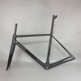 Ultralight Carbon Fiber T1000 Road Bike Frame FM066 Black Matte and Gloss Design BSA Bottom Bracket Using Quick Release