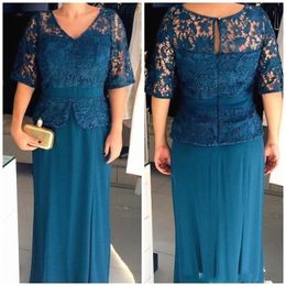 Plus Size Mother of the Bride Dresses V Neck Half Sleeves Lace Top With Peplum Sheath Evening Gowns Cheap Prom Dress Mother Wear