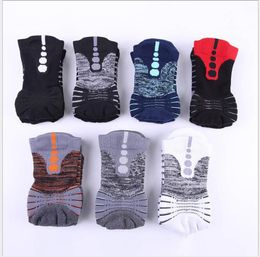 Elite Basketball Thickened Durable Odor-proof Running Socks Winter Cotton Men's Socks