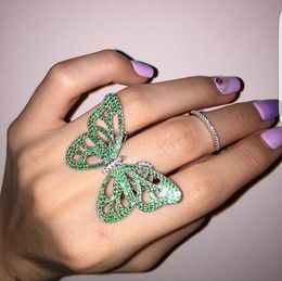 Fashion- Butterfly Ring of Sterling Silver 925 with the Moving Butterfly Ring with Moving Wings with Color Stone Wedding Jewelry For Party