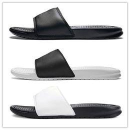 Hot Sale Designer Shoes Borracha Deslize Sandals Brocade Mens chinelo Moda Flip Flops Mulheres Listrado Praia Scuffs Causal Chinelos de Luxo Shoes