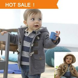 Pojkerockar Baby Boys Jacket Kläder Ny Vinter 2 Färg Ytterkläder Coat Tjocka Barnkläder Barnkläder med Hooded Retail Hot