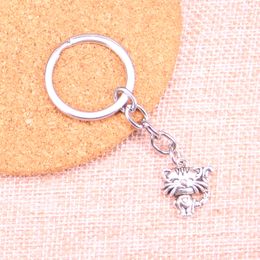 New Keychain 19*17mm smiling cat Pendants DIY Men Car Key Chain Ring Holder Keyring Souvenir Jewellery Gift