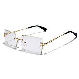 Gli occhiali da sole all'ingrosso del progettista nuovi occhiali da sole quadrati tagliati Frameless adattano i piccoli occhiali da sole di vetro Accessori di modo di trasporto libero