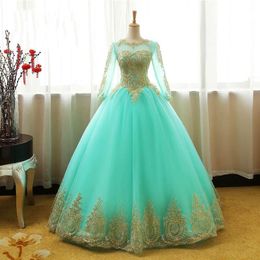 2019 New Long Sleeve Gold Appliques Lace Ball Gown Quinceanera Dresses Plus Size Sweet 16 Dresses Debutante 15 Year Formal Party Dress BQ172