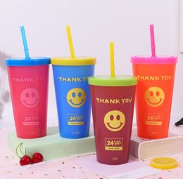 The latest 23.6OZ Drinkware has two styles of expression, English plastic thermal insulation cold-proof and color-changing straw cup supports customization