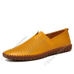 New hot Fashion 38-50 Eur nuove scarpe da uomo in pelle da uomo Colori caramella soprascarpe Scarpe casual britanniche spedizione gratuita Espadrillas settantasei