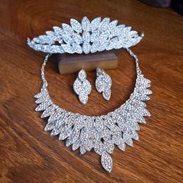 2019 Wedding Headdress Crown Earring Sets Princess Leaf Crowns Necklace Earrings Bride Jewelry Accessories Suit