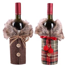 Noel Triko Şarap Şişesi Kapağı Yeni Yaka Düğme Coat Tasarım Şarap Triko Şarap Elbise Şişe Noel Parti Dekorasyon Setleri