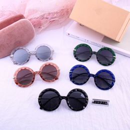 Luxury-sunglasses Round TR polarized sunglasses, super beautiful, model no. : 2921, choice of five colors