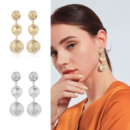 Fashion Love Designer Concise Metal Piece Ear Nail Geometry Round Earrings Fashionable Irregular Long Fund Eardrop Woman Earrings For Women