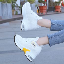 Motion Casual Shoes Woman 2019 Joker Small White Shoe Mesh Cloth Ventilation Shoe Generation