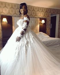 Country Plus Size Lace Beaded Ball Gown Wedding Dresses Long Sleeves Sheer Neck Bridal Dresses Vintage Cheap Wedding Gowns Q38