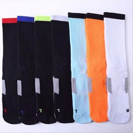 Medium tube professional men and women sports socks Deodorant running breathable elite socks non-slip