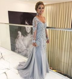 Sexy Elegant Mermaid V Neck Mother Of The Bride Dresses Long Sleeves Lace Appliques Tulle Beads Sweep Train Party Evening Gowns