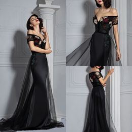 2020 Glamorous Mermaid Evening Dresses Off Shoulder Sleeveless Appliques Vevlet Prom Dress Sweep Train Formal Dresses