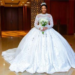2020 Ball Gown Wedding Dresses Appliques O Neck Long Sleeves A Line Long Satin Bridal Dress Plus Size Country Wedding Gowns CPH215