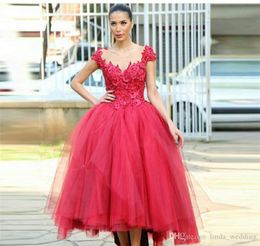 2019 New Saudi Arabia Evening Dress Red Ball Gown Lace Appliques Formal Holiday Wear Prom Party Gown Custom Made Plus Size