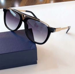 Metal Gold/Black Pilot Sunglasses for men Grey Shaded Lenses Mens Sun Glasses Sunglasses glasses with Box