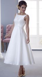 Simple Satin Vintage Tea Length Short Wedding Dresses Sleeveless Scoop Back Boat Neck A-line 1950s Bridal Gowns Informal For Second Wedding