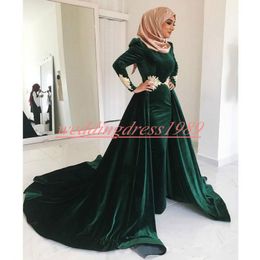 Trendy Velvet Long Sleeve Evening Dresses 2019 Applique Mulsim Arabic Party Pageant Formal Said Mhamad Plus Size Prom Gowns robe de soirée