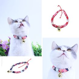 Estilo japonês Cat Bell Anti-lost Collar 4 Tamanho Ajustável Multi Cores Feitas À Mão Tecido Macio Cat Dog Collar Pet Acessórios DH0551