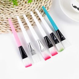 Women Lady Girl Facial Mask Brush Face Eyes Makeup Cosmetic Beauty Soft Concealer Brush High Quality Makeup Tools F3303