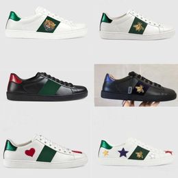 Branco sapatos casuais mulheres viagem 100% couro lace-up sneaker moda senhora designer correndo treinadores carta mulher sapato plana impresso homens ginásio tênis tamanho 35-45 com caixa