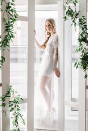 A Line Women Bath Robes Illusion Bodice V Neck Long Sleeve Appliques Tulle Bridal Robe Floor Length Bath Robe