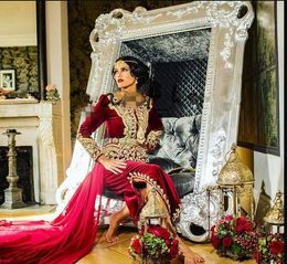 Dark Red Caftan karakou algerien Prom Formal Dresses with Long Sleeve 2019 Burgundy Velvet Gold Lace Peplum Occasion Evening Gown Wear