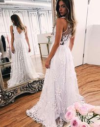 Vintage V Neck A line Dresses Lace Appliue Rhinestones Illusion Back Plus Size Custom Made Beach Wedding Gown ppliue