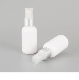 wholesale new 50ml White Plastic Spray Bottle 50g High Quality PET Refillable Cosmetic Atomizer