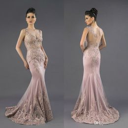 Tony Chaaya 2019 Mermaid Evening Dresses Vintage Lace Appliqued Sheer Neck Trumpet Prom Gowns Sweep Train Formal Party Dress