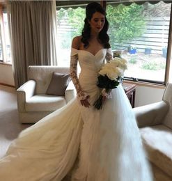 Vintage Off Shoulder Wedding Dresses Tulle Ruffles Fishtail Bridal Dress Lace Sheer Long Sleeves Sweep Train Wedding Dress Cheap Vestidos