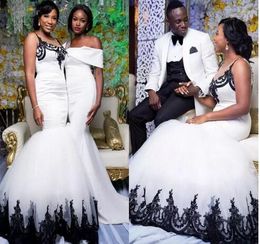 Custom Made Black And White Gothic Wedding Dresses South Africa Country Style Sheer Neck Plus Size Country Bridal Gowns With Appliques 2019