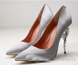 Nuove donne del progettista scarpe tacco alto sexy rosso balck blu reale scarpe da sposa da sposa 2019 estate festa di ballo Wear313l