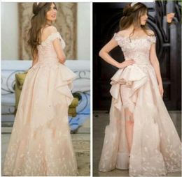 Pale Pink Prom Dresses 2019 New Couples Fashion Off the Shoulder Hi Lo Skirt Guipure Lace Appliques with Side Ruffles Tulle Gowns