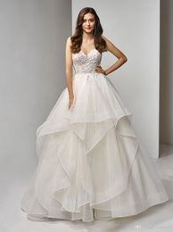 Elegant Strapless Sleeveless Wedding Dresses Vestido de Novia Cascading Skirt Wedding Dress with Lace Bodice Low Back Bridal Gowns