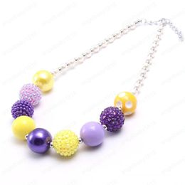 Wholesale Yellow Purple Color Kid Chunky Necklace Lovely Girls Bubblegume Bead Chunky Necklace Jewelry For Baby Kid Girl