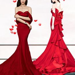 Sexy Dark Red Tiered Mermaid Wedding Dresses Long 2020 Strapless Backless Red Carpet Celebrity Party Gowns Big Bow Women Bridal Gown