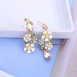 Fashion- woman earrings zinc alloy white flowers irregularly inlaid white stone new pastoral wind girl Jewellery holiday gift