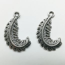 100pcs/Lot Feather Alloy Charms Pendant Retro Jewelry DIY Keychain Ancient Silver Pendant For Bracelet Earrings Necklace 23*15mm